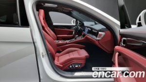 Porsche Panamera 2.9 AWD E-하이브리드 2020 года из Южной Кореи
