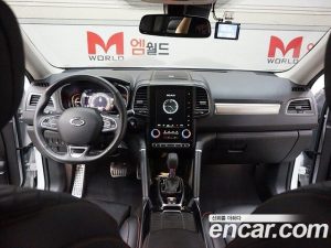 Renault-KoreaSamsung QM6 2.0 GDe Premiere 2WD 2020 года из Южной Кореи