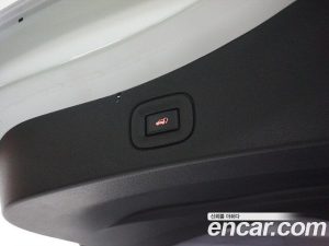 Renault-KoreaSamsung QM6 2.0 GDe Premiere 2WD 2020 года из Южной Кореи