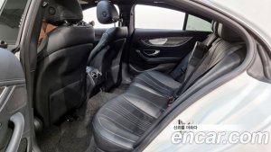 Mercedes-Benz CLS-Class CLS300d AMG Line 2020 года из Южной Кореи