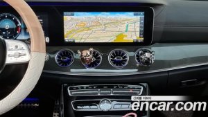 Mercedes-Benz CLS-Class CLS300d AMG Line 2020 года из Южной Кореи