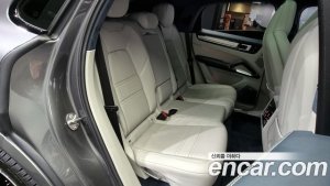 Porsche Cayenne 4.0 Turbo Coupe 2020 года из Южной Кореи
