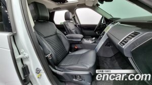 Land Rover Discovery D250 S 2022 года из Южной Кореи
