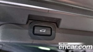 Land Rover Discovery D250 S 2022 года из Южной Кореи