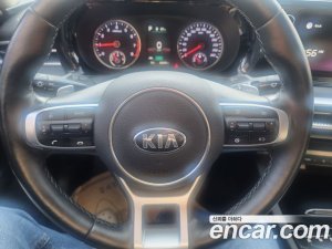 Kia K5 2.0 2020 года из Южной Кореи