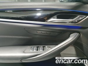 BMW 5-Series 530e M Sport 2020 года из Южной Кореи