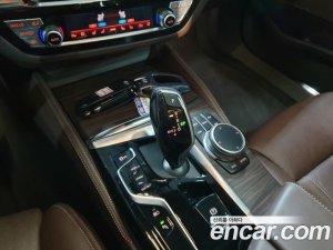 BMW 5-Series 530e M Sport 2021 года из Южной Кореи