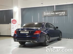 Mercedes-Benz E-Class E300 Avantgarde 2020 года из Южной Кореи