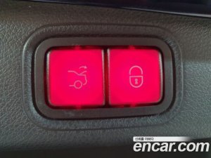 Mercedes-Benz E-Class E300 Avantgarde 2020 года из Южной Кореи