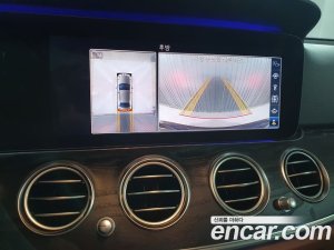 Mercedes-Benz E-Class E300 Avantgarde 2020 года из Южной Кореи