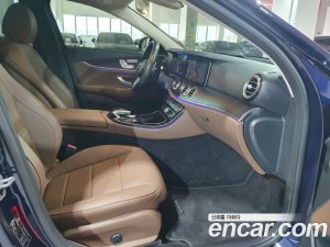 Mercedes-Benz E-Class E300 Avantgarde 2020 года из Южной Кореи