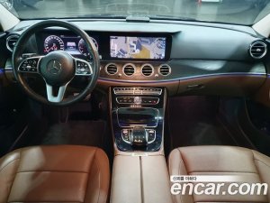 Mercedes-Benz E-Class E300 Avantgarde 2020 года из Южной Кореи