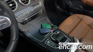 Mercedes-Benz C-Class C200 Cabriolet 2021 года из Южной Кореи