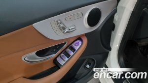 Mercedes-Benz C-Class C200 Cabriolet 2021 года из Южной Кореи
