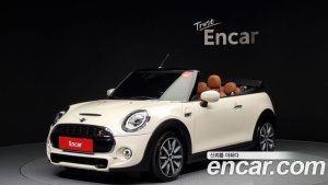Mini Cooper Convertible DEFAULT 2021 года из Южной Кореи