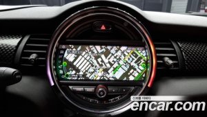 Mini Cooper Convertible DEFAULT 2021 года из Южной Кореи