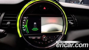 Mini Cooper Convertible DEFAULT 2021 года из Южной Кореи