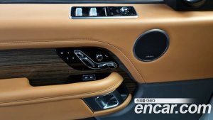 Land Rover Range Rover 5.0 SC Vogue SE 2021 года из Южной Кореи