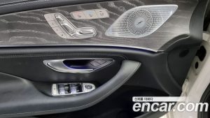 Mercedes-Benz CLS-Class CLS450 4MATIC AMG Line 2020 года из Южной Кореи