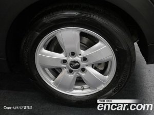 Mini Cooper DEFAULT 2021 года из Южной Кореи