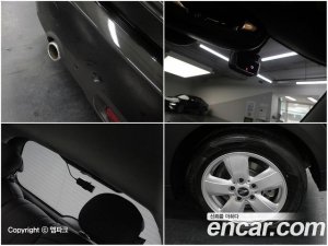 Mini Cooper DEFAULT 2021 года из Южной Кореи