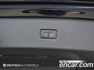 Audi SQ8 4.0 TDI 4WD 2021 года из Южной Кореи