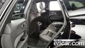 Volvo XC60 T8 R-디자인 2021 года из Южной Кореи