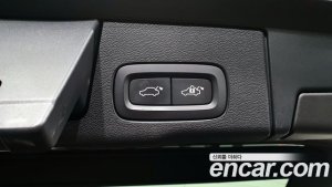 Volvo XC60 T8 R-디자인 2021 года из Южной Кореи