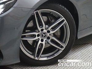 Mercedes-Benz E-Class E220d Cabriolet 2020 года из Южной Кореи