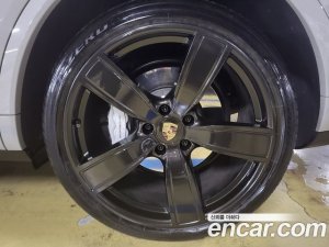 Porsche Cayenne 4.0 Turbo Coupe 2020 года из Южной Кореи