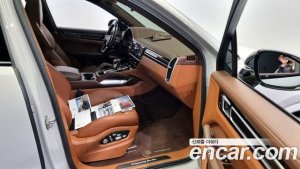 Porsche Cayenne 4.0 Turbo Coupe 2020 года из Южной Кореи