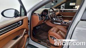 Porsche Cayenne 4.0 Turbo Coupe 2020 года из Южной Кореи