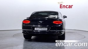 Bentley Continental 4.0 GT 2020 года из Южной Кореи