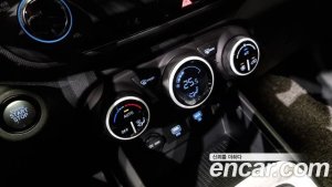 Hyundai Venue 1.6 Flux 2020 года из Южной Кореи