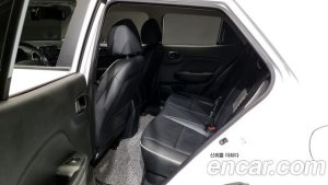 Hyundai Venue 1.6 Flux 2020 года из Южной Кореи