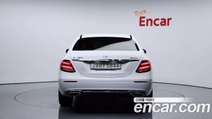 Mercedes-Benz E-Class E220d 4MATIC Exclusive 2020 года из Южной Кореи