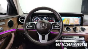 Mercedes-Benz E-Class E220d 4MATIC Exclusive 2020 года из Южной Кореи
