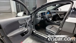 Mercedes-Benz A-Class A250 4MATIC SEDAN 2020 года из Южной Кореи