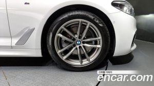 BMW 5-Series 520i M Sport 2020 года из Южной Кореи