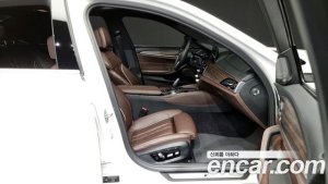BMW 5-Series 520i M Sport 2020 года из Южной Кореи