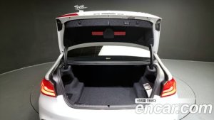 BMW 5-Series 520i M Sport 2020 года из Южной Кореи