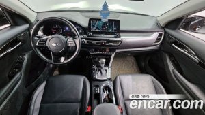 Kia Seltos Дизель 1.6 4WD 2022 года из Южной Кореи