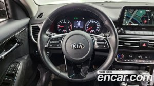 Kia Seltos Дизель 1.6 4WD 2022 года из Южной Кореи