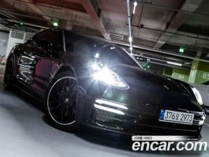 Porsche Panamera 4.0 GTS 2021 года из Южной Кореи