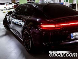 Porsche Panamera 4.0 GTS 2021 года из Южной Кореи