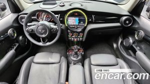 Mini Cooper 5Door HIGH 2020 года из Южной Кореи