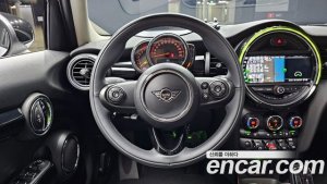 Mini Cooper 5Door HIGH 2020 года из Южной Кореи