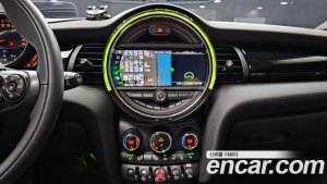 Mini Cooper 5Door HIGH 2020 года из Южной Кореи