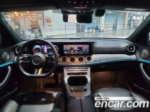 Mercedes-Benz E-Class E350 4MATIC AMG Line 2021 года из Южной Кореи