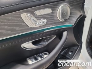 Mercedes-Benz E-Class E350 4MATIC AMG Line 2021 года из Южной Кореи